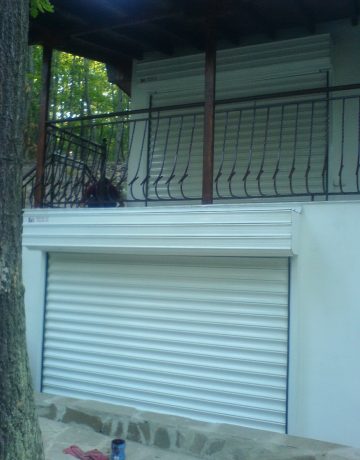 метална ограда - за дома