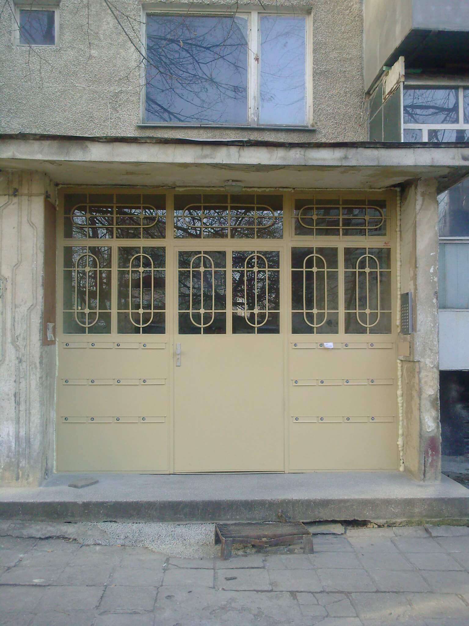 Гараж - метални врати
